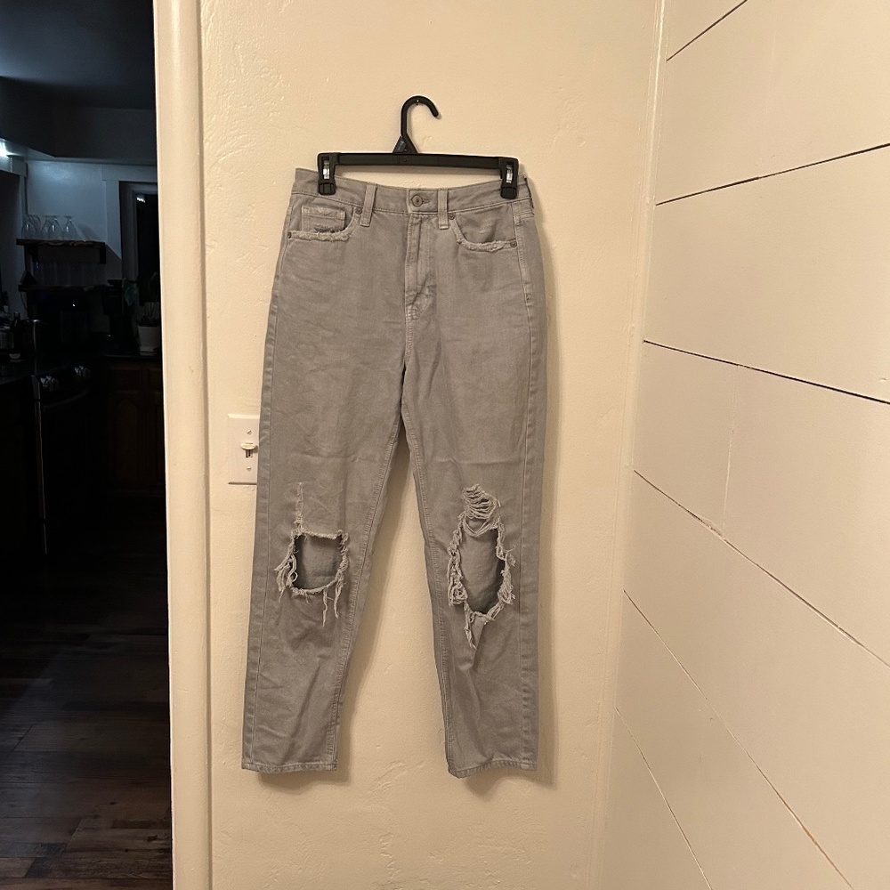 American eagle mom jeans